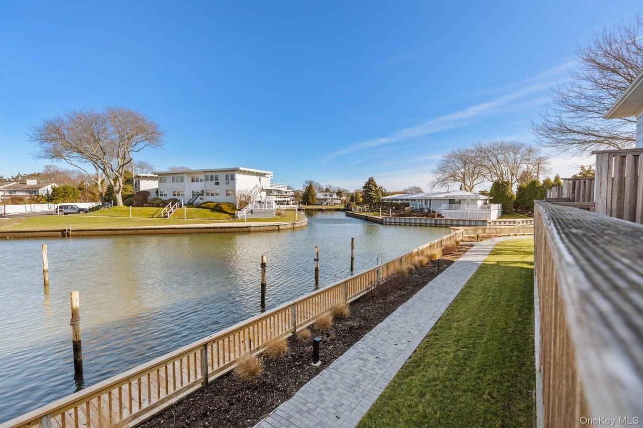 3047 Mitchell Rd - Photo 2 of 23