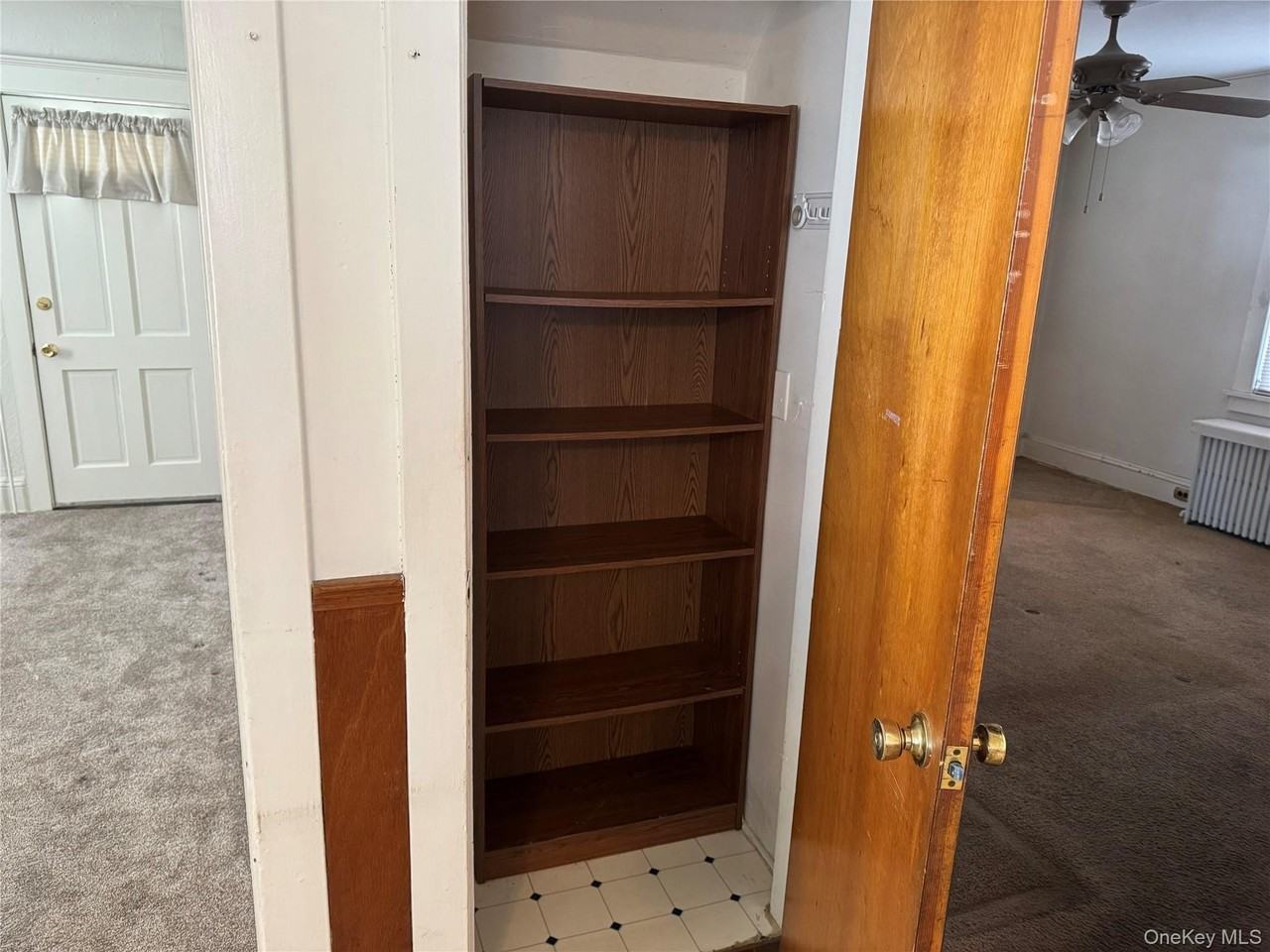 45 Smith St - Photo 4 of 11