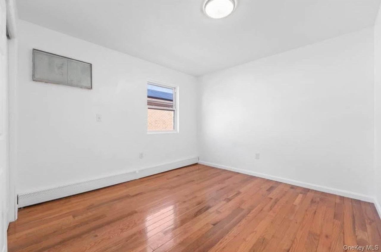 14720 223rd St Unit 1 - Photo 5 of 10