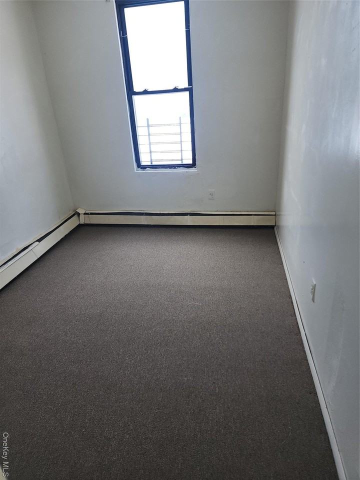 17317 Jamaica Ave 2nd Fl - Photo 6 of 9