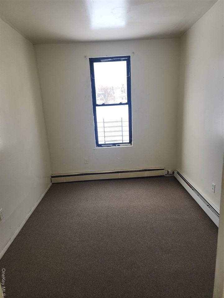 17317 Jamaica Ave 2nd Fl - Photo 7 of 9