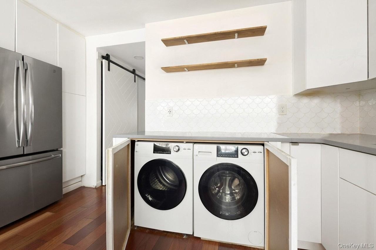 2549 Frederick Douglass Blvd Apt A - Photo 3 of 8