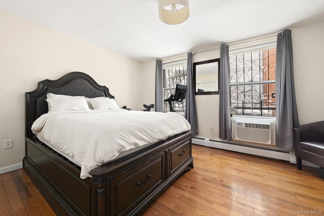 2549 Frederick Douglass Blvd Apt A - Photo 4 of 8