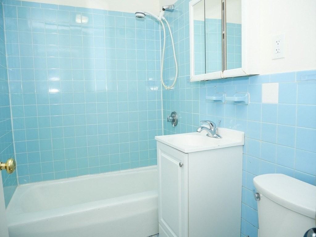 1039 Commonwealth Ave Apt 26 - Photo 4 of 4