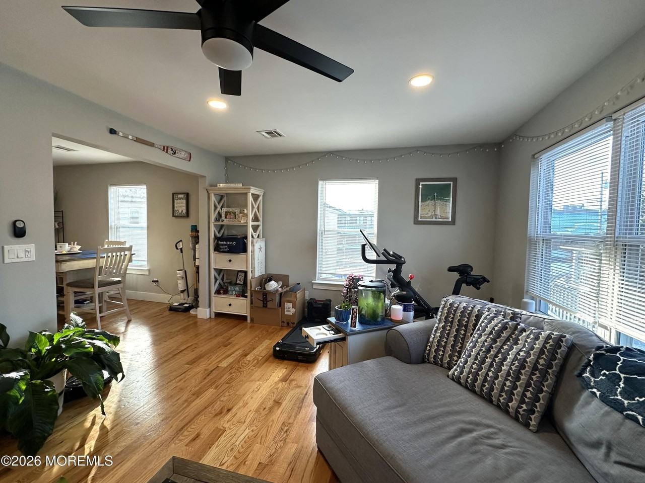 517 Asbury Ave Apt D - Photo 5 of 15