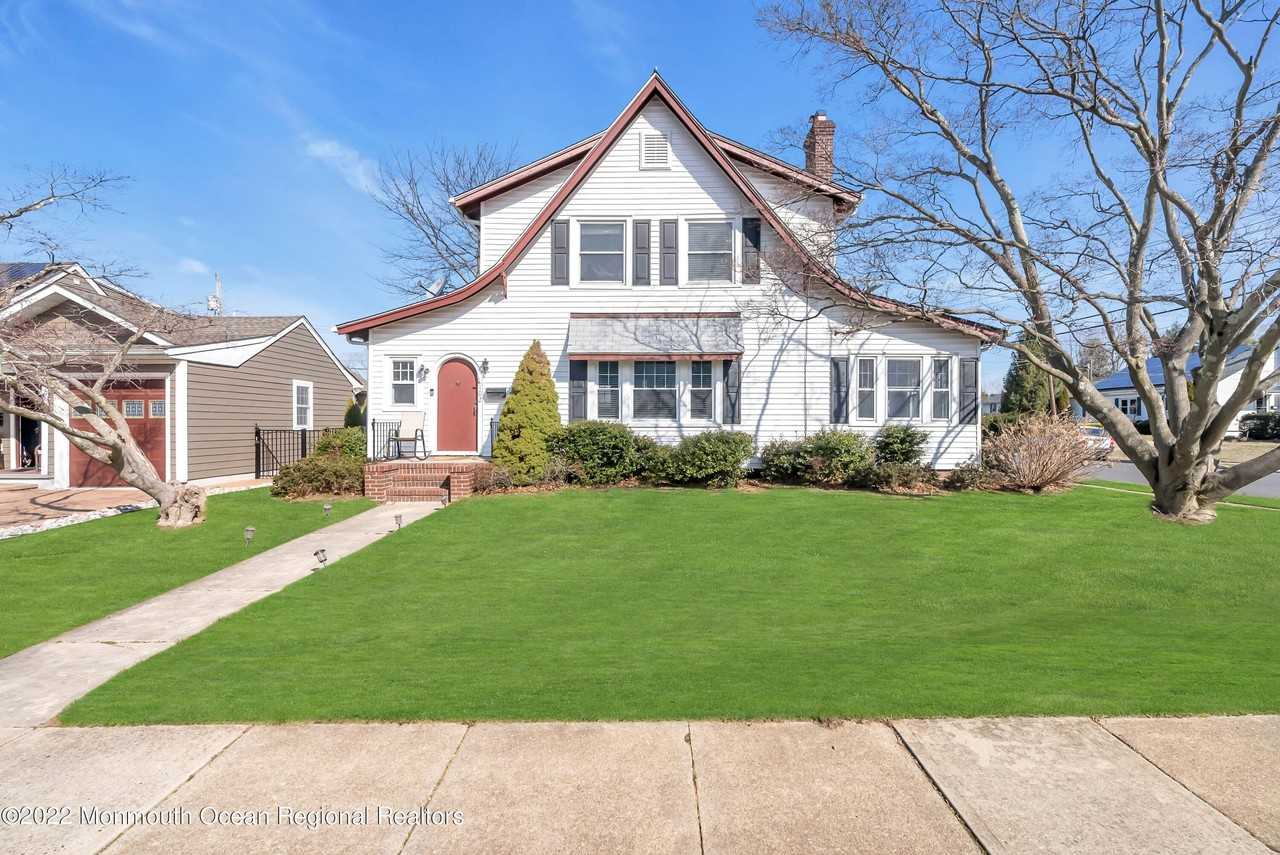 102 Dixon Ave - Photo 3 of 35