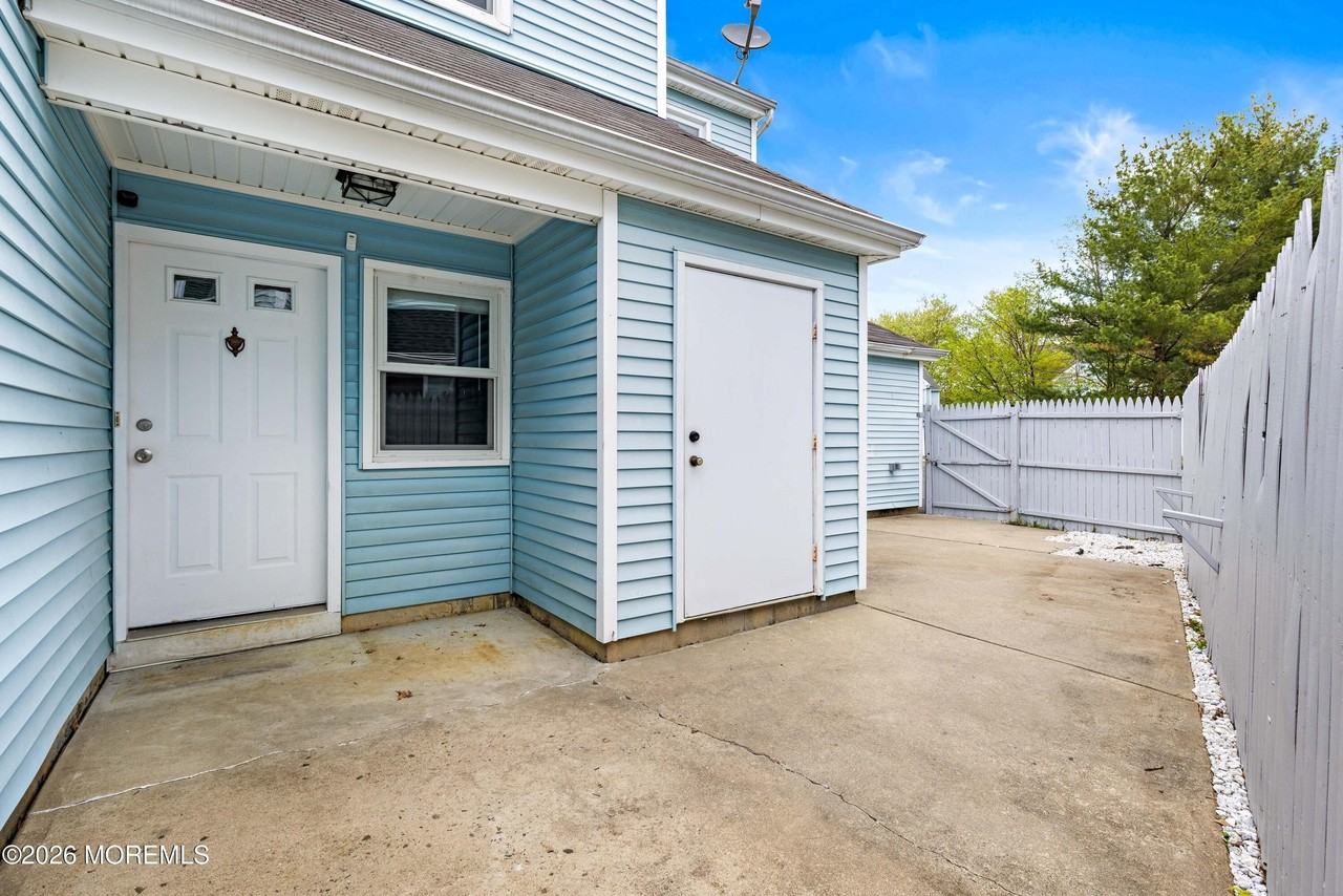 15 Twain Ct - Photo 2 of 41