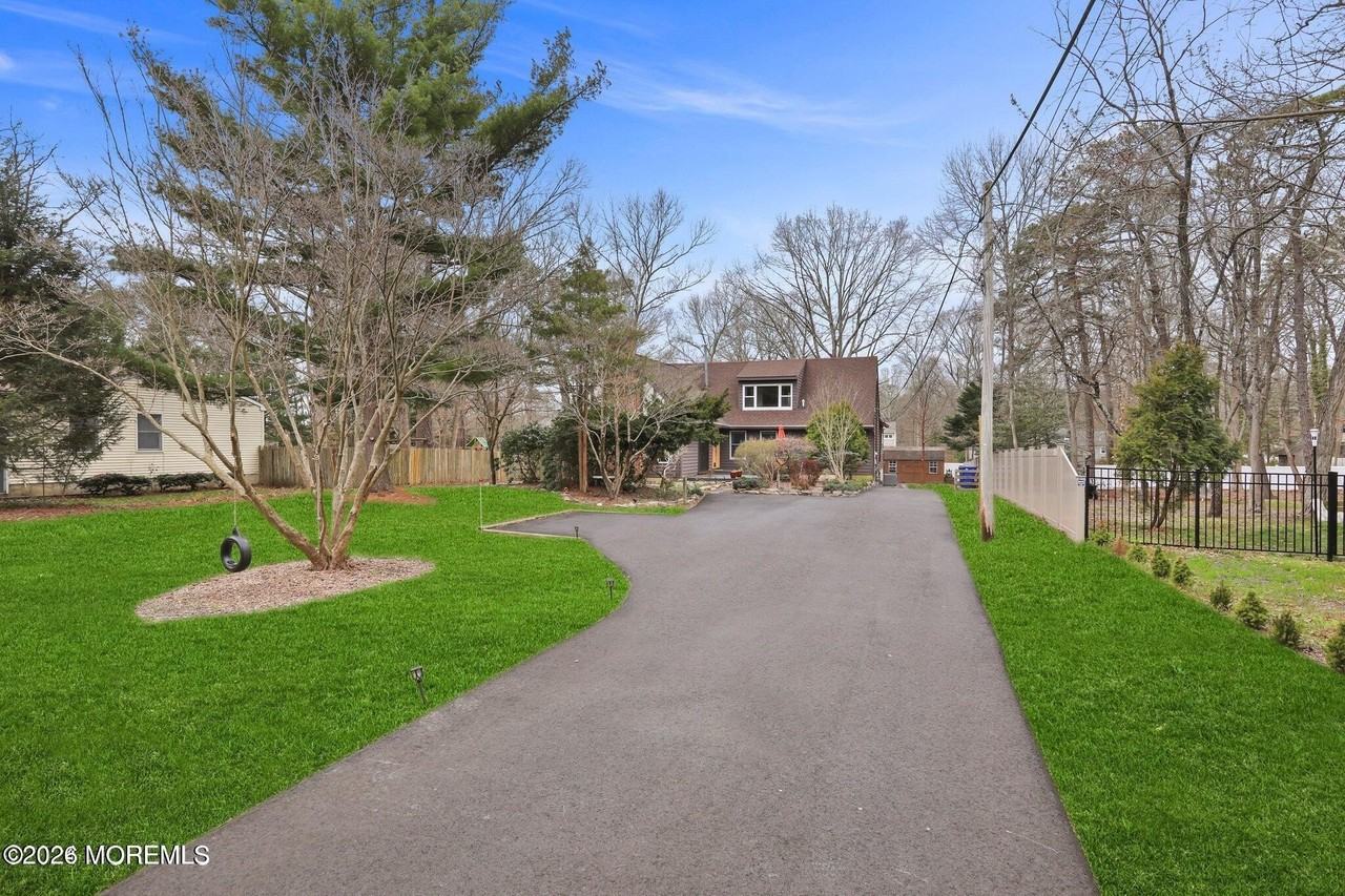 1244 Whitesville Rd - Photo 3 of 50