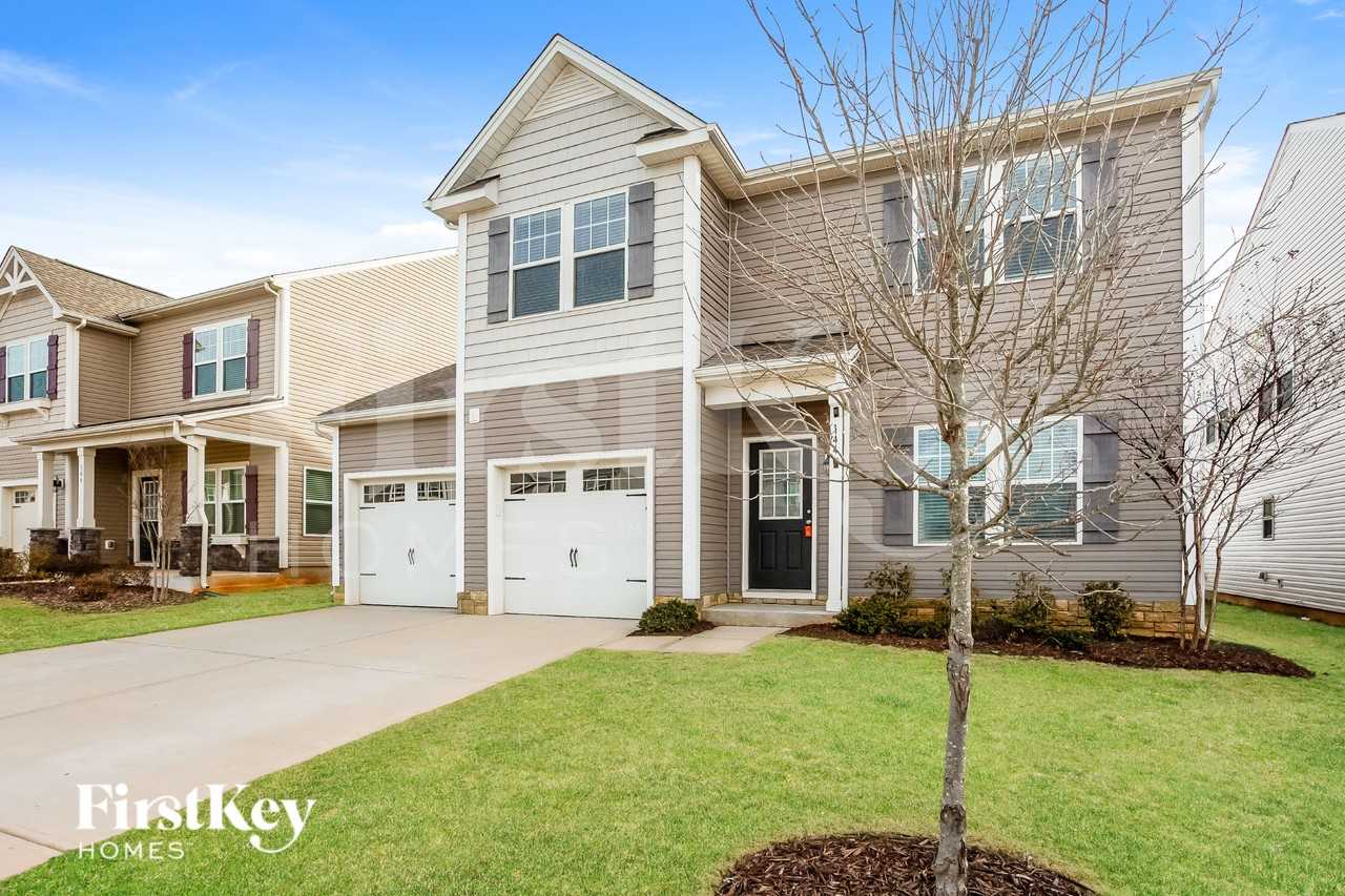 144 Fairfield Dr - Photo 2 of 19