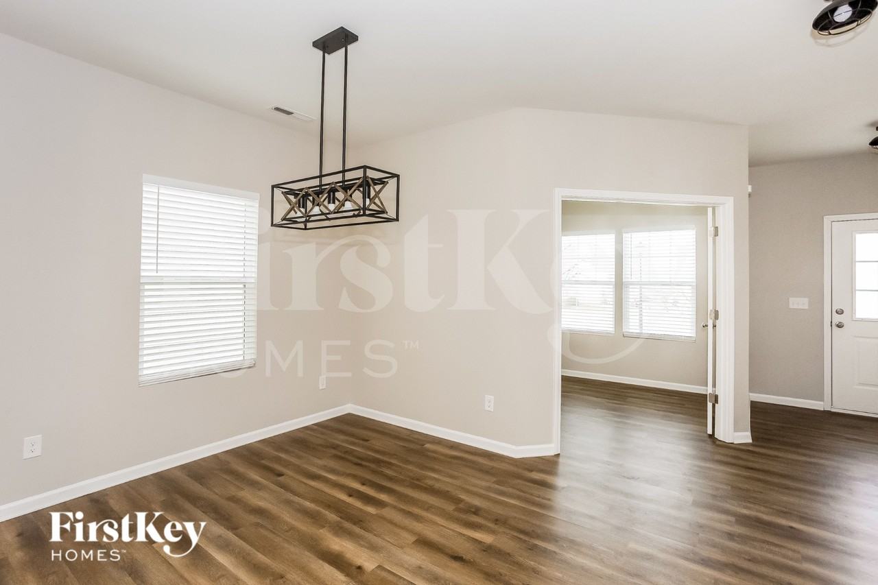 144 Fairfield Dr - Photo 6 of 19