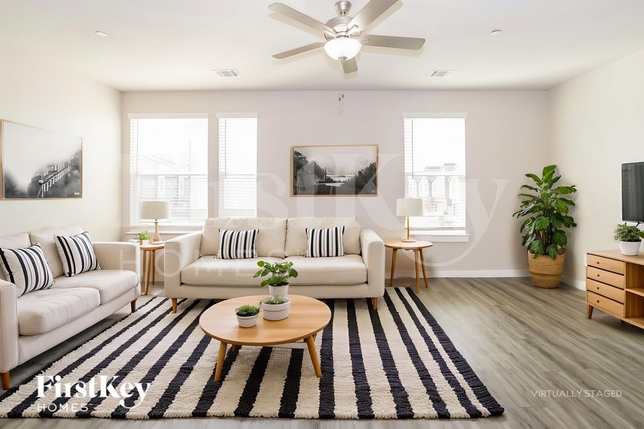 309 N Centro Cir - Photo 4 of 19