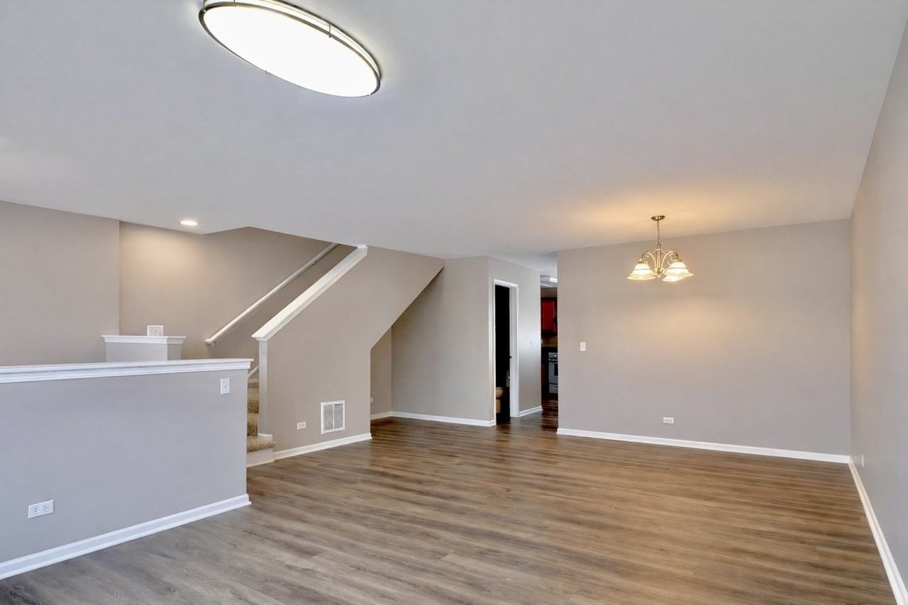 14527 Patriot Square Dr E - Photo 4 of 23