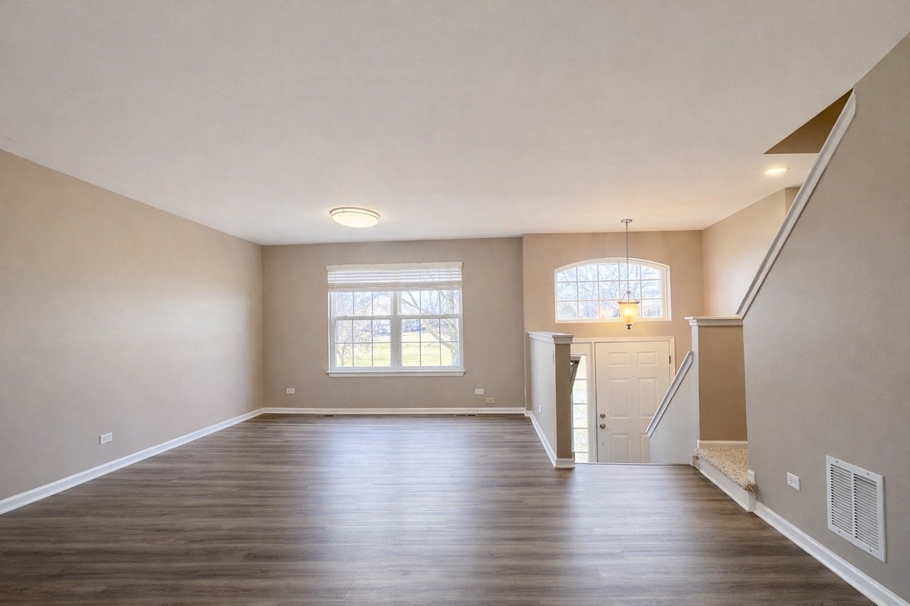 14527 Patriot Square Dr E - Photo 6 of 23