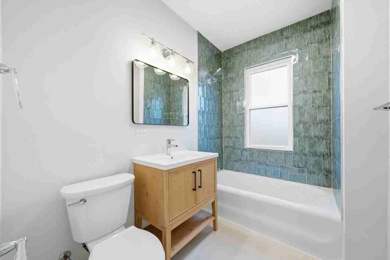 6938 N Campbell Ave Unit 1 - Photo 6 of 11