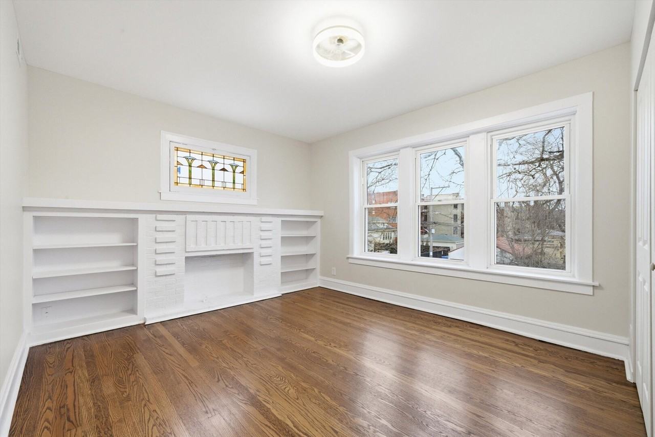 6938 N Campbell Ave Unit 1 - Photo 7 of 11