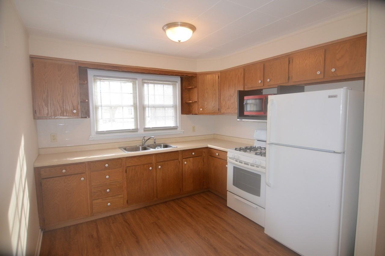 28601 N Washington Ave - Photo 2 of 14