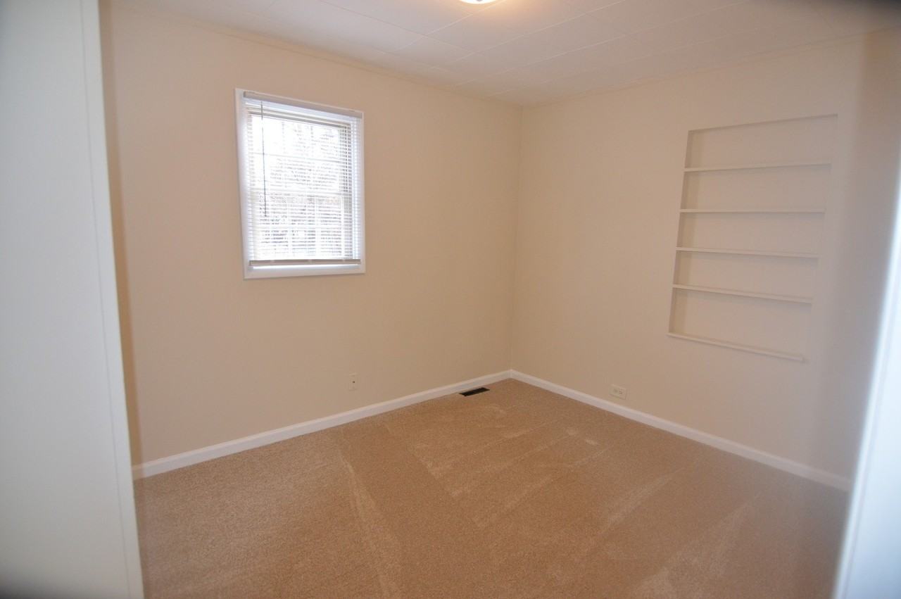 28601 N Washington Ave - Photo 7 of 14