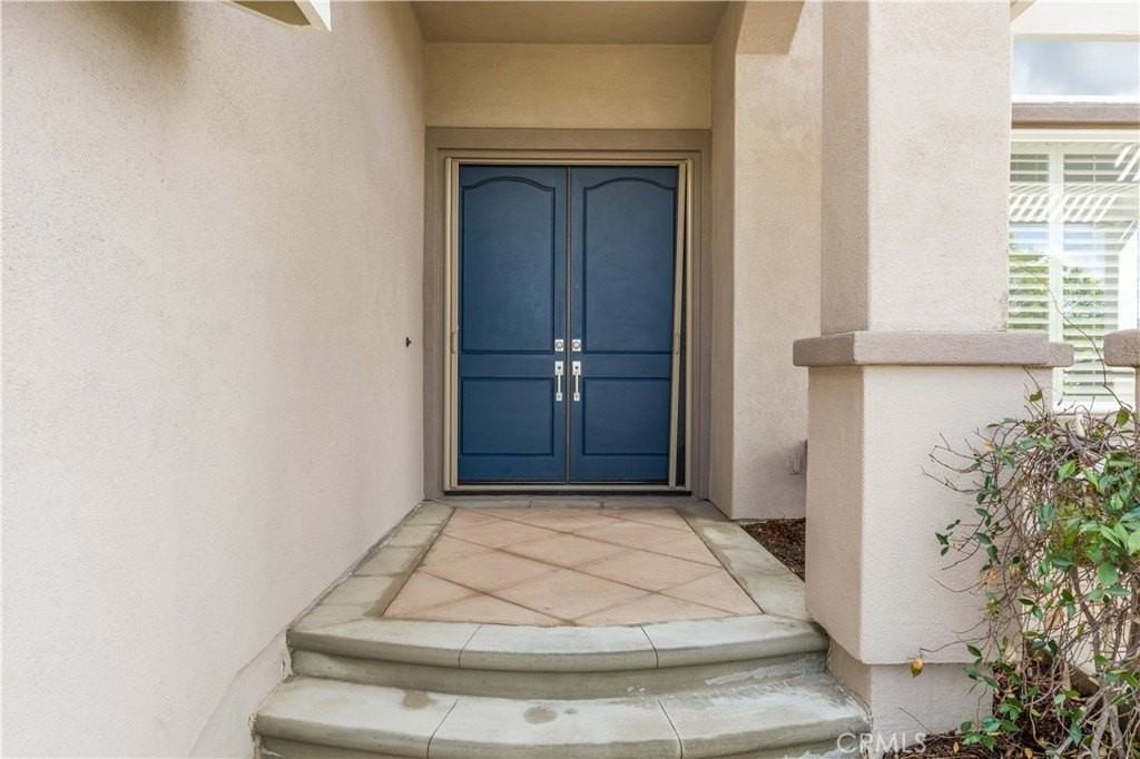 2856 Eider St - Photo 4 of 50