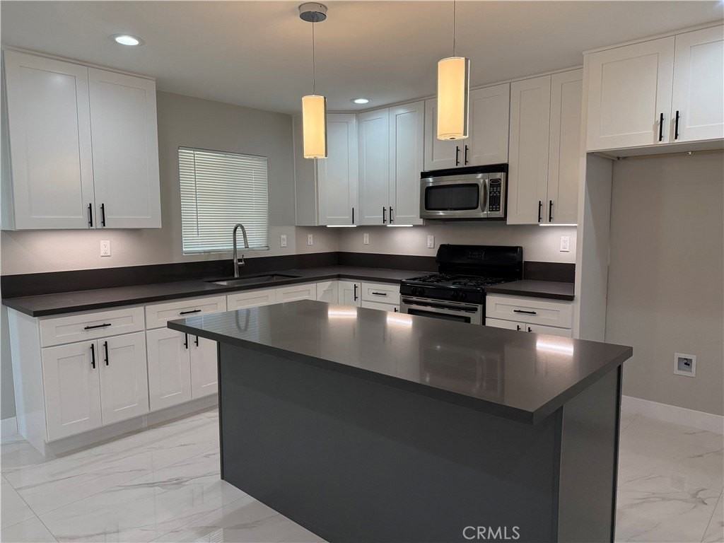 14338 La Mesa Rd - Photo 7 of 26