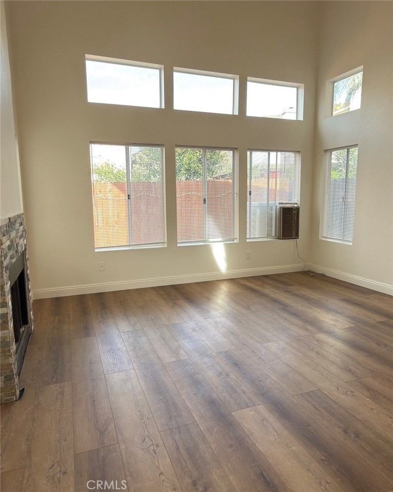 14772 Cinnamon Dr - Photo 2 of 19