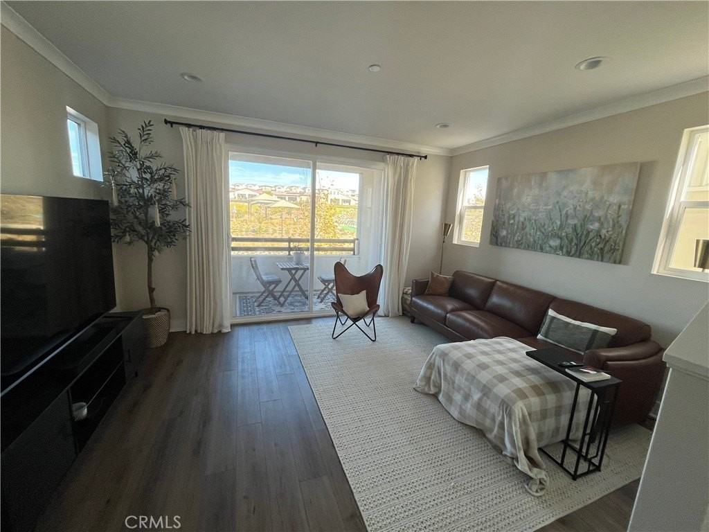 2241 Horseback Rd - Photo 7 of 19