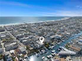 3306 Marcus Ave - Photo 1 of 1