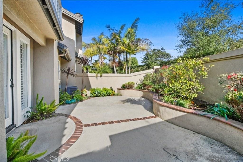 2 Cameray Hts - Photo 4 of 18