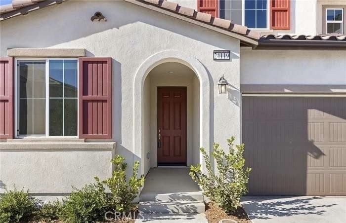 24119 Ashton Rd - Photo 3 of 45