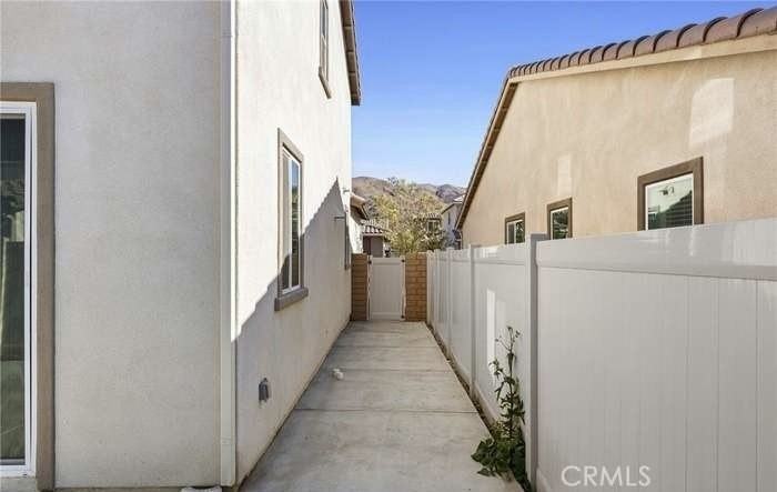 24119 Ashton Rd - Photo 7 of 45