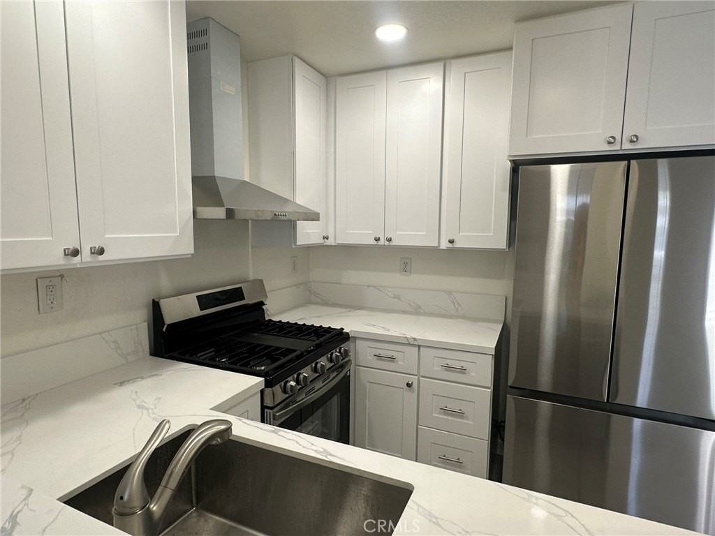 29 Picazo - Photo 3 of 16