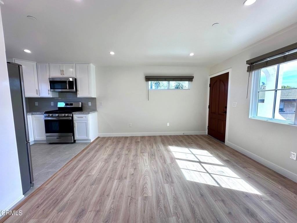 216 N Cordova St - Photo 4 of 14