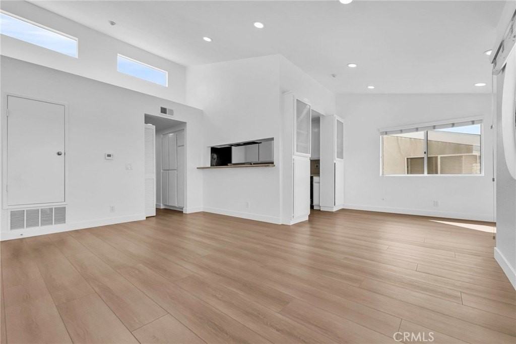 722 5th St - Photo 2 of 28