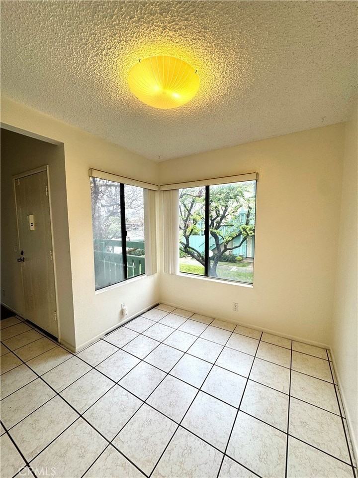 20527 S Vermont Ave - Photo 3 of 18