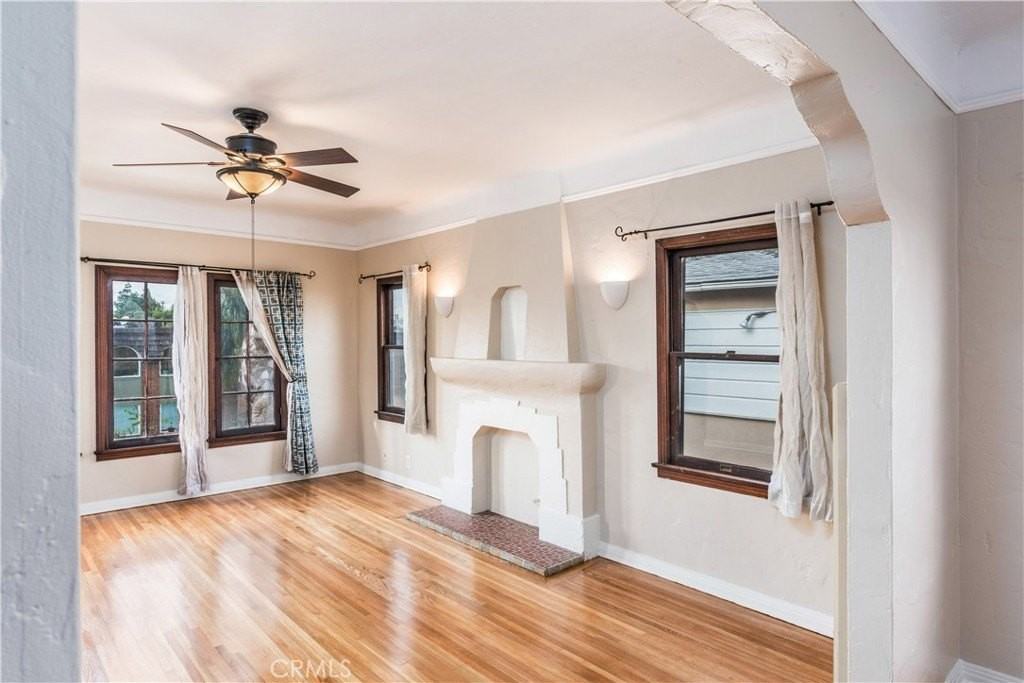 1140 Bennett Ave - Photo 2 of 21