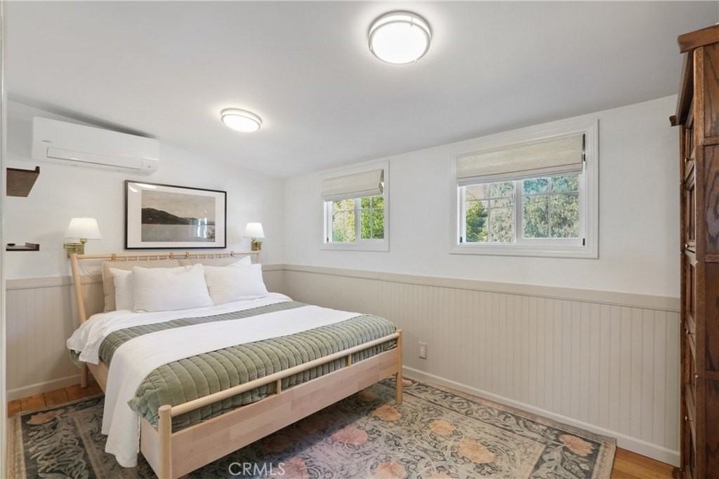 725 N Bandini St - Photo 7 of 15