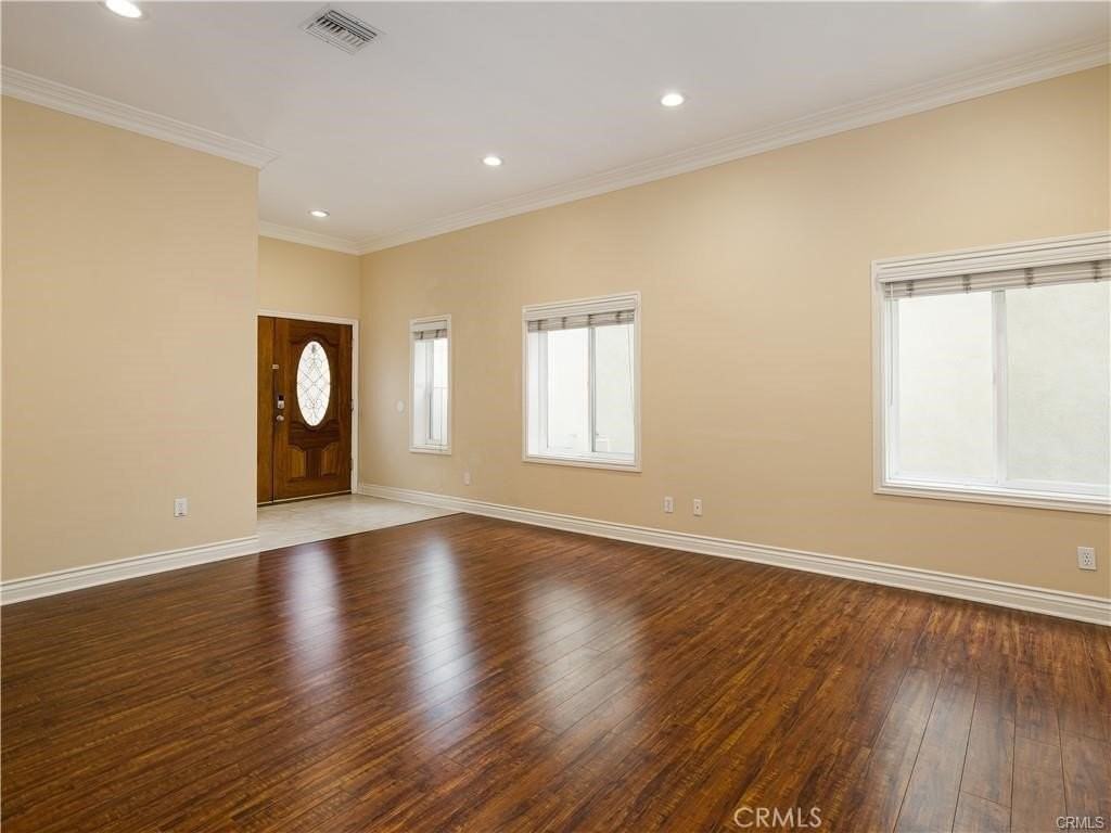 14026 Lemoli Ave - Photo 3 of 29