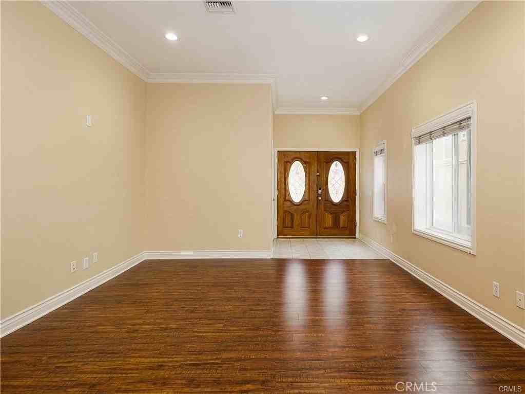 14026 Lemoli Ave - Photo 5 of 29