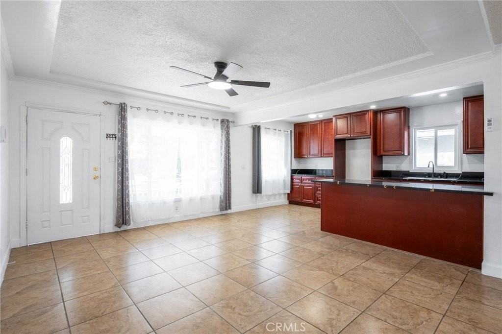 1136 Cary Ave - Photo 7 of 19