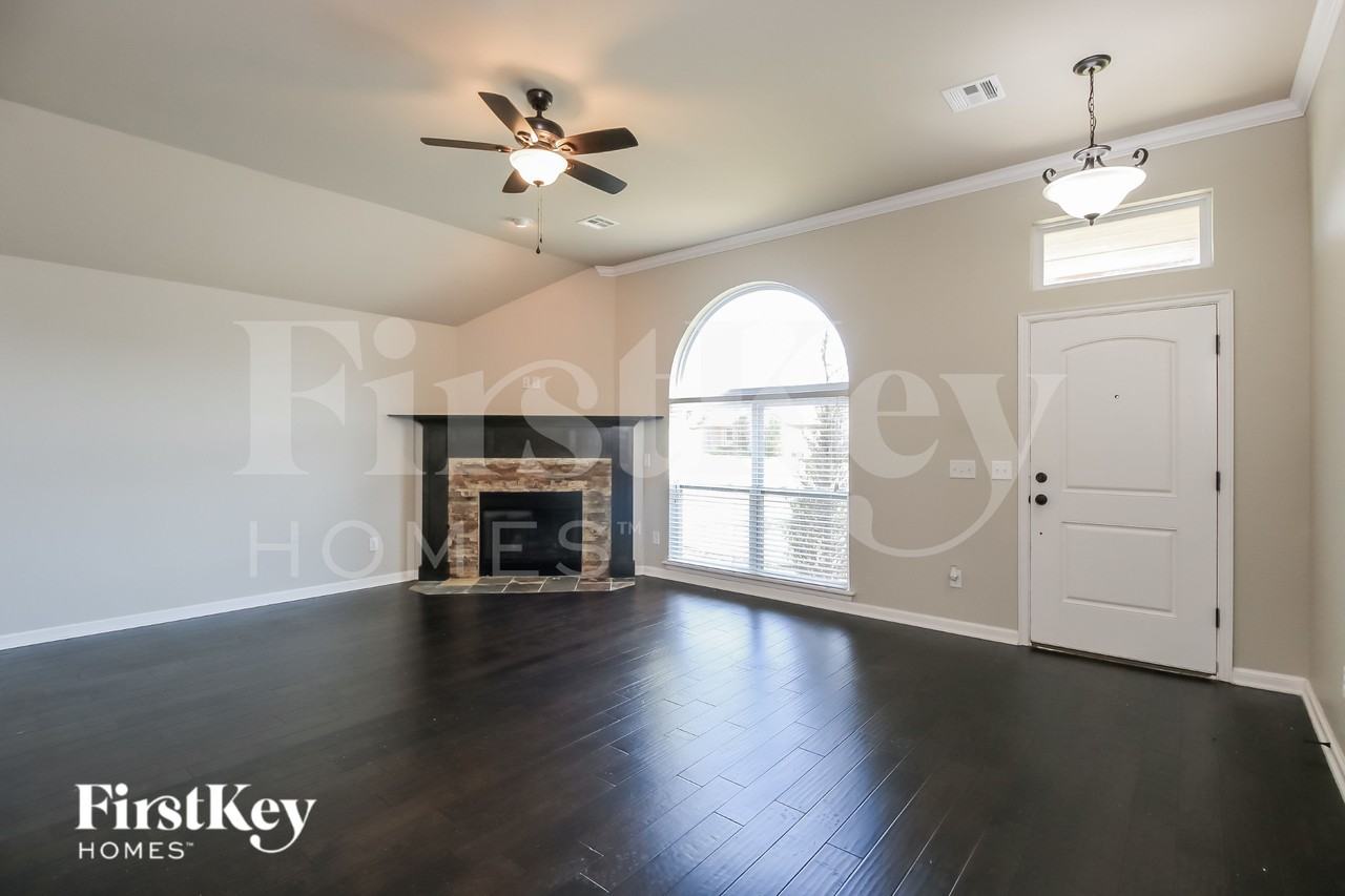 4225 Nw 155th St - Photo 3 of 15