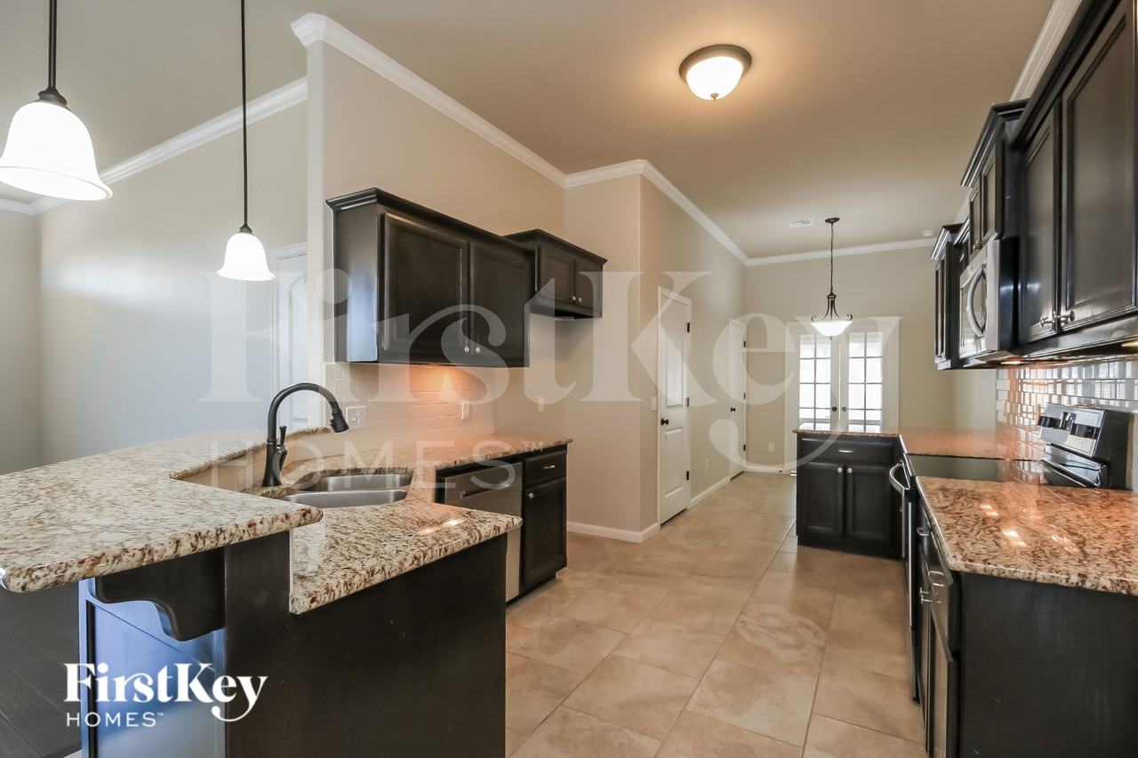 4225 Nw 155th St - Photo 6 of 15