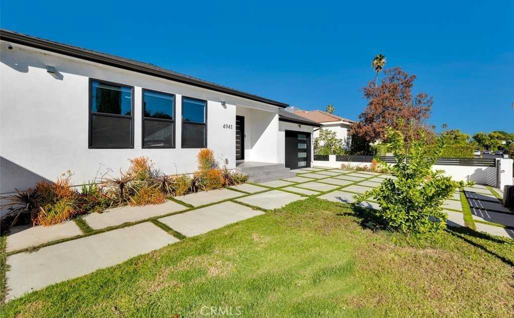 4941 Hesperia Ave - Photo 6 of 50