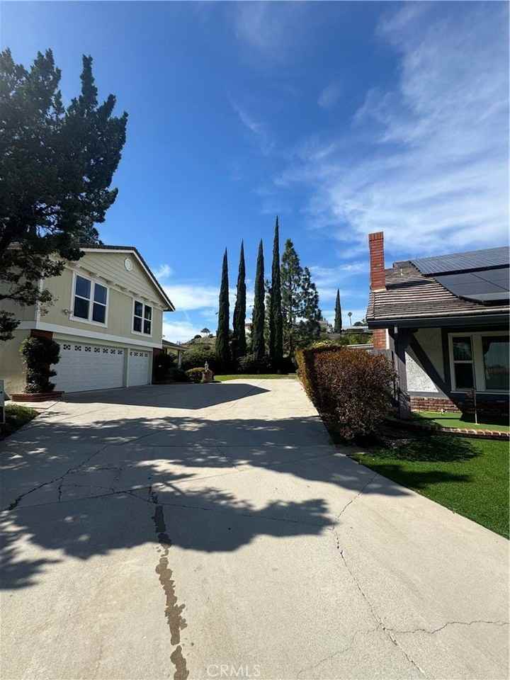 11445 Etiwanda Ave - Photo 5 of 28