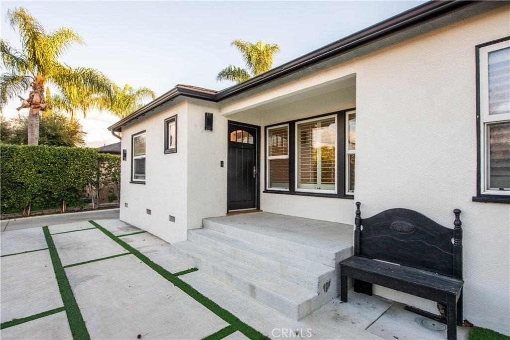 16816 Margate St - Photo 2 of 26