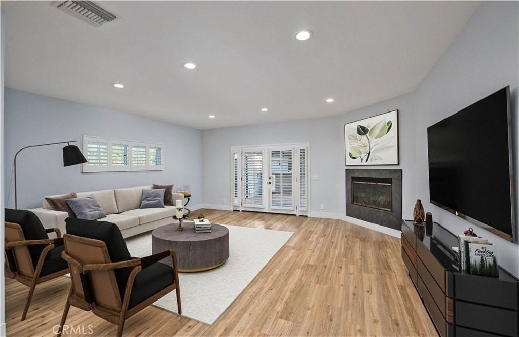 16816 Margate St - Photo 6 of 26