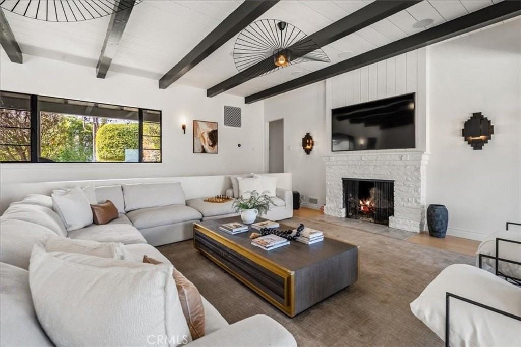 19 Wideloop Rd - Photo 6 of 39