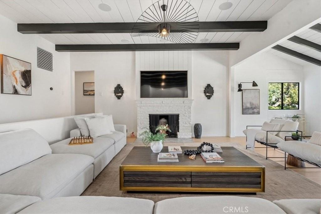 19 Wideloop Rd - Photo 7 of 39