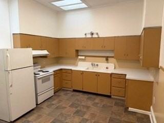 222 Main St - Photo 3 of 9