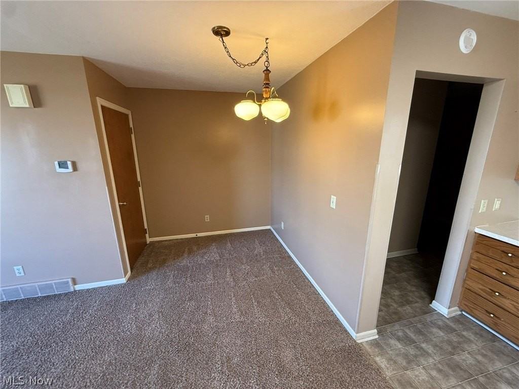 604 Harger St - Photo 7 of 25