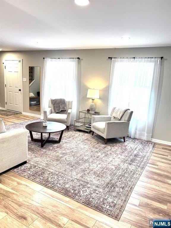 109 Ramapo Valley Rd - Photo 2 of 23