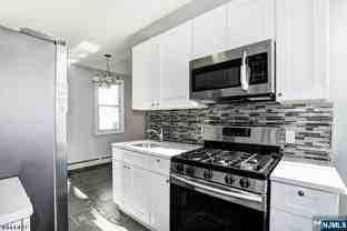 287 Sanford St - Photo 1 of 1